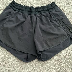 Lululemon Shorts Size 8